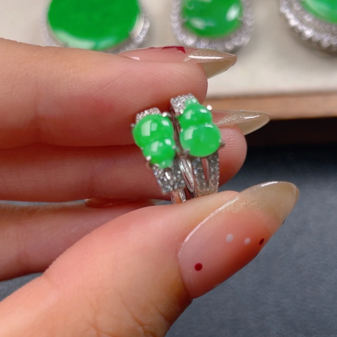 翡翠银S925镶嵌颈饰n j j j k