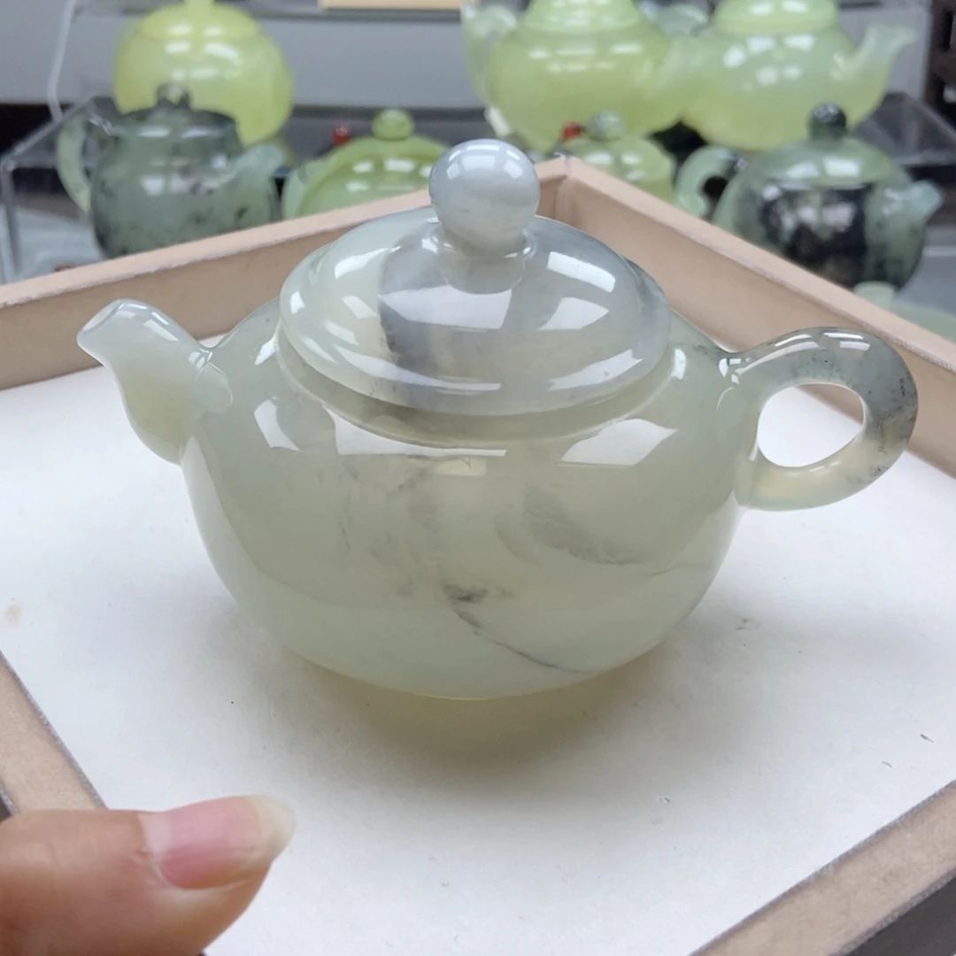 *****蛇纹石玉未镶嵌壶