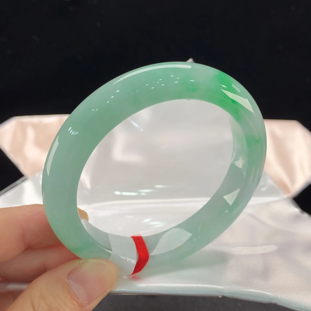 翡翠未镶嵌手镯0762