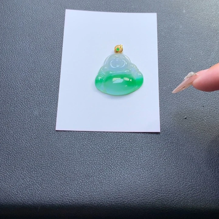 珠****）缅甸翡翠肚里藏金佛公