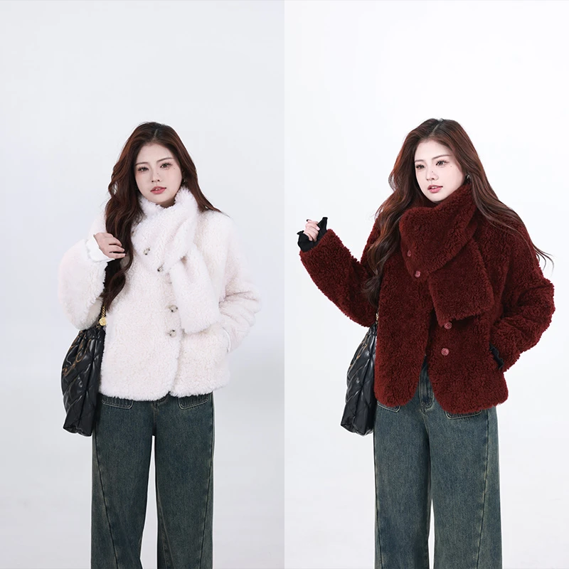 QC李潇洒微胖大码冬季设计感可拆卸围巾领女短款毛毛外套