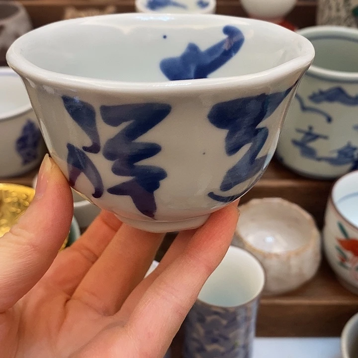 中古物品默认微瑕，谨慎参拍，满18包邮！