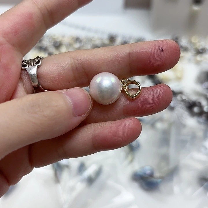 s***x淡水珍珠颈饰未镶嵌