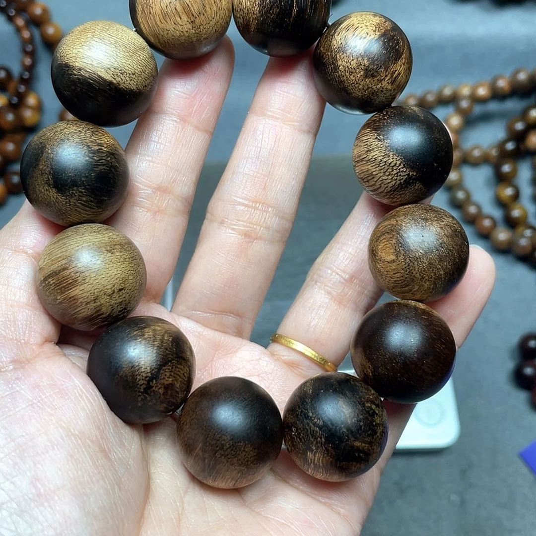 沉香手串白棋瘤疤2.0