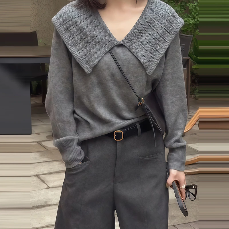 灰色翻领毛衣女秋季新款高级感慵懒风V领针织衫上衣洋气衣服女潮