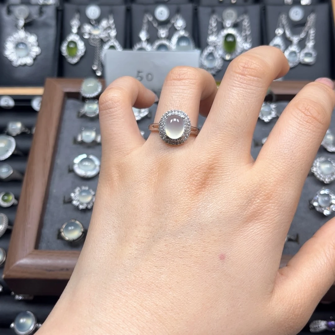 【闪购商品】岫玉银S925镶嵌戒指小***吃