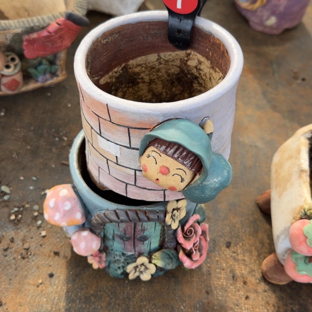 三****7。           花盆两个瑕