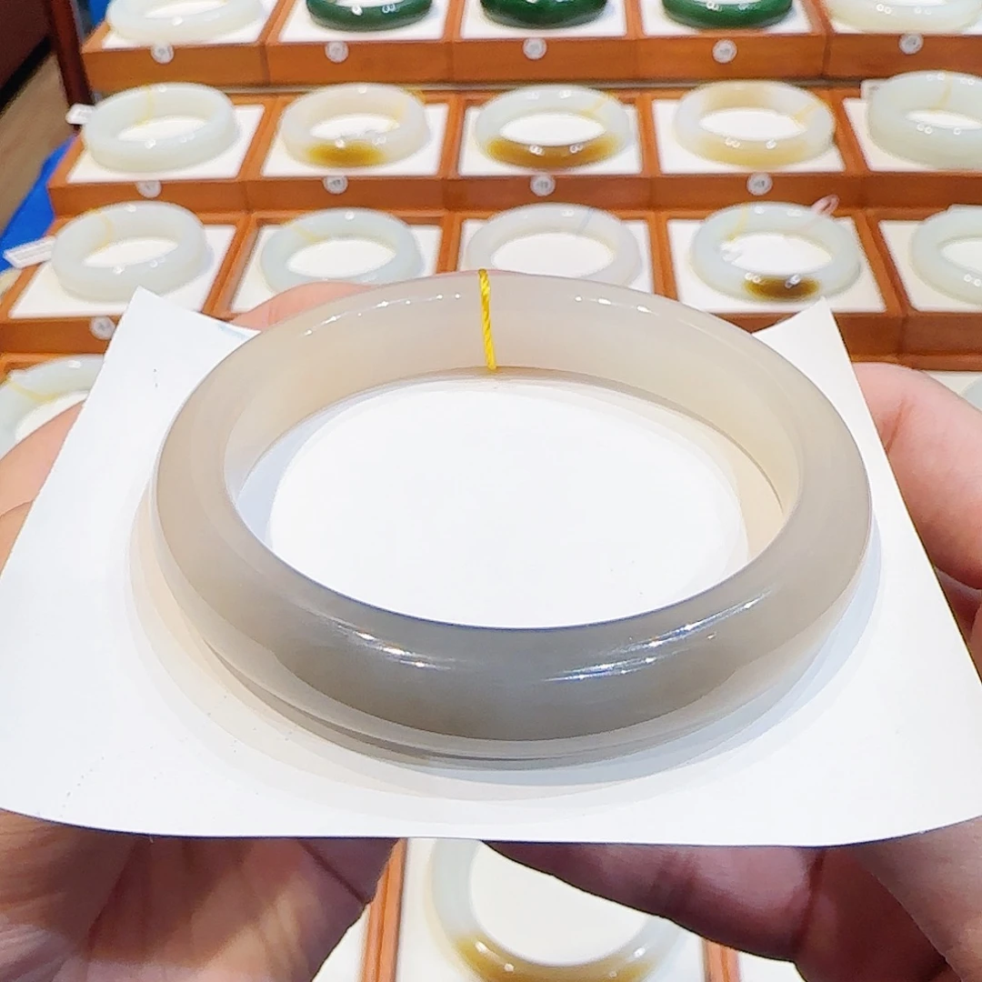 和田玉未镶嵌手镯青海浓烟粉57 58 59