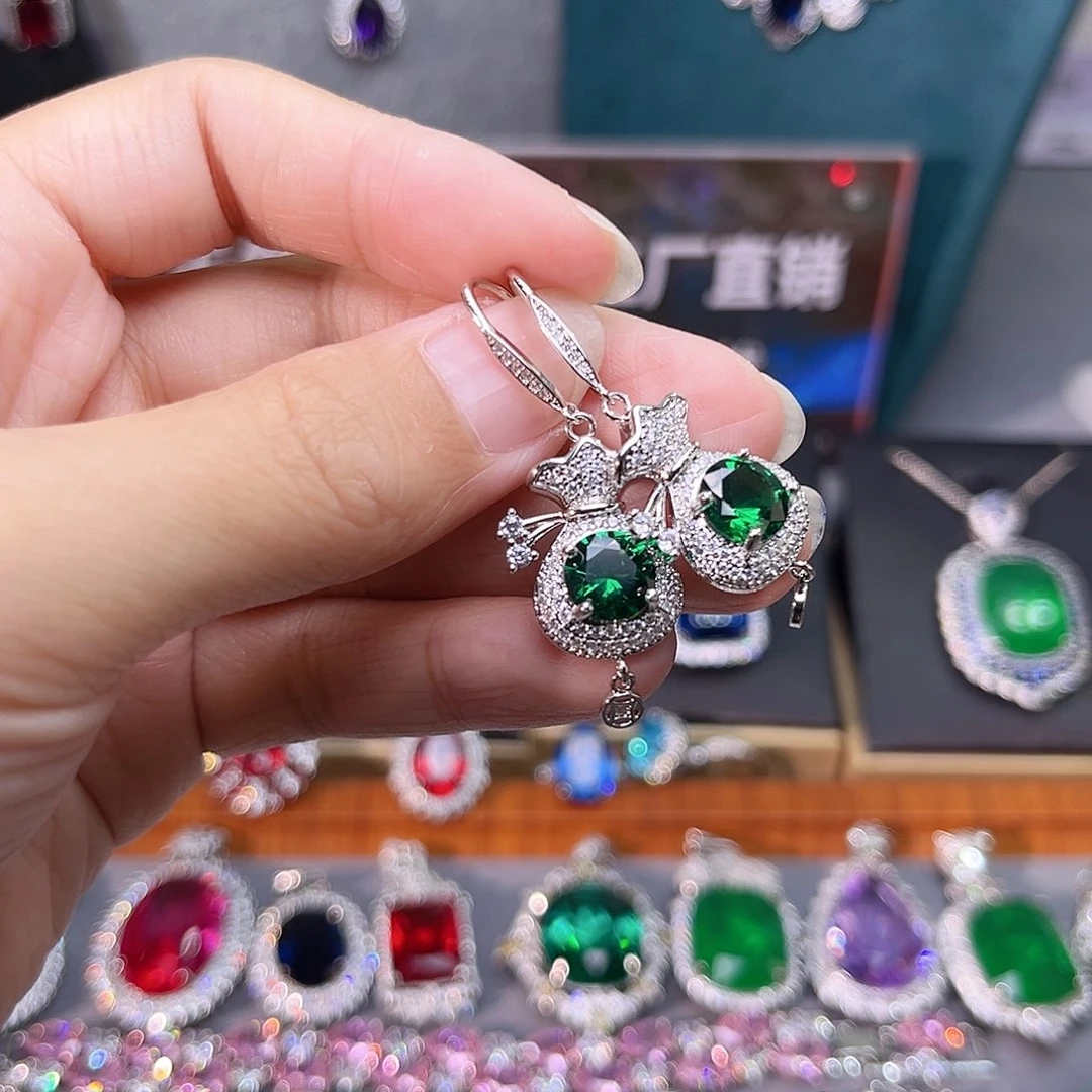 银S925镶嵌耳饰祖母绿c z 81