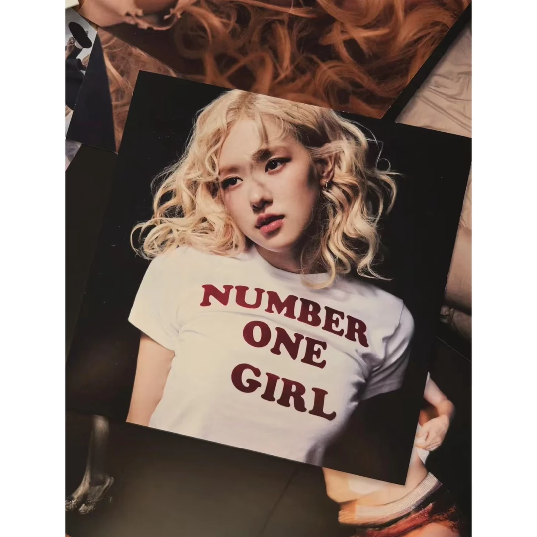 Rose朴彩英海报同款修身T于