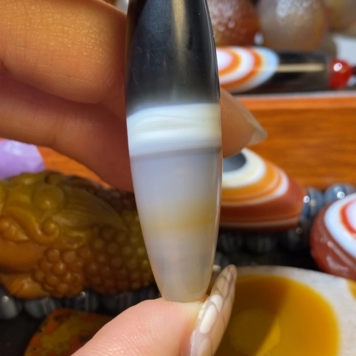 未镶嵌颈饰玛瑙/玉髓