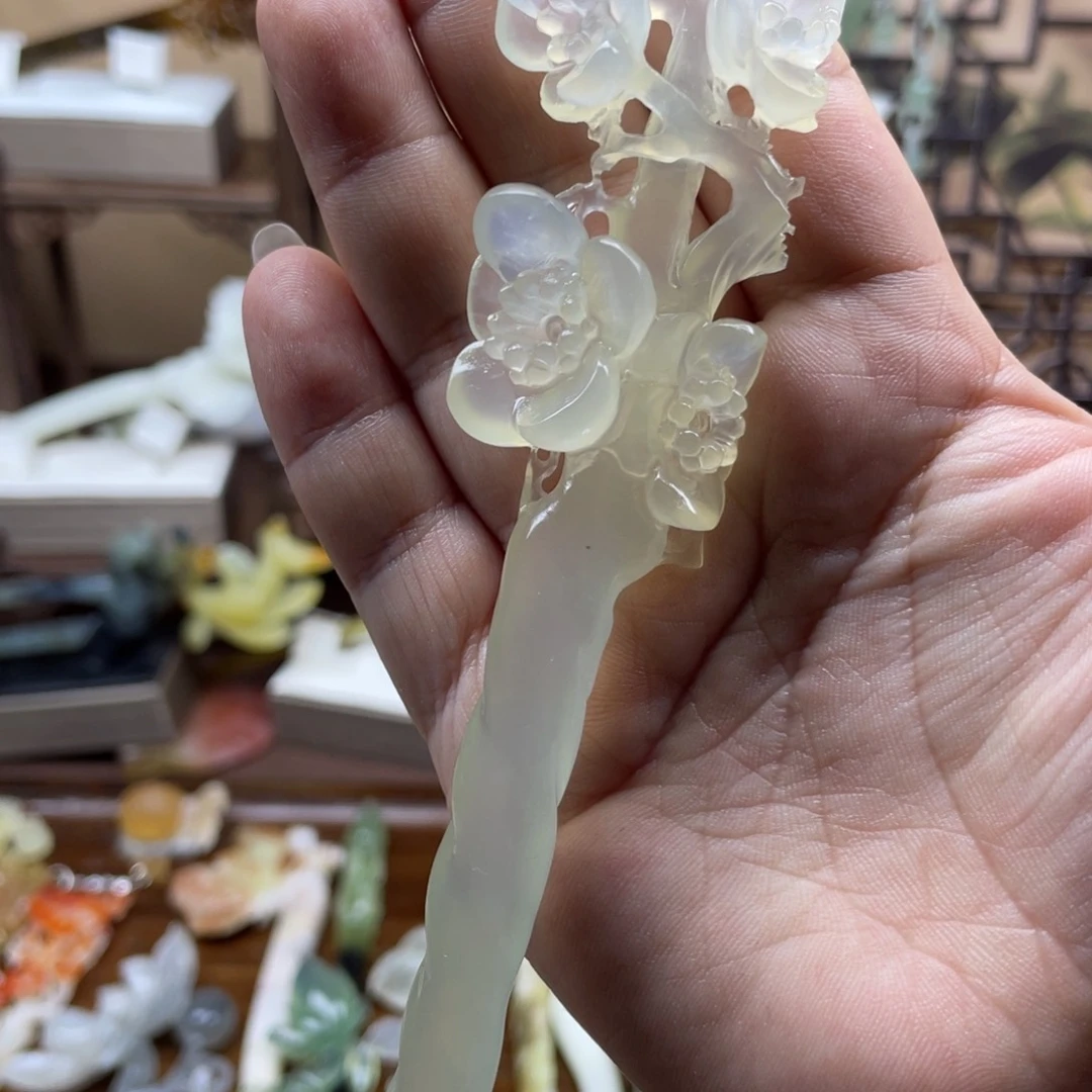 岫玉发饰未镶嵌七*?