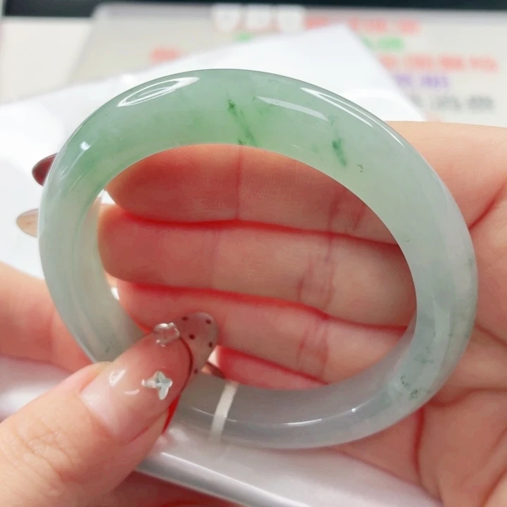 翡翠未镶嵌手镯54.3x510