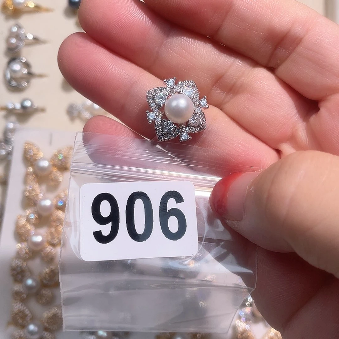 合金淡水珍珠耳饰娜*米