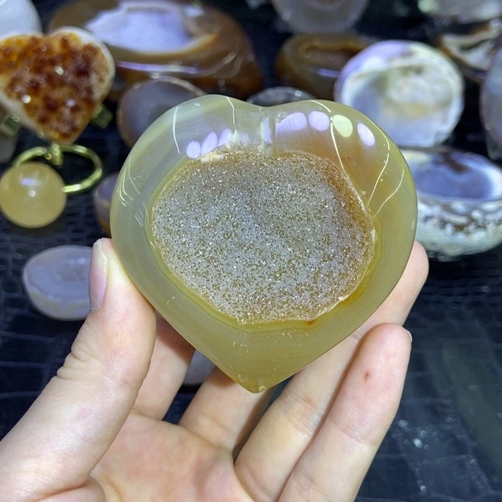 珠宝半成品水晶未镶嵌爱心