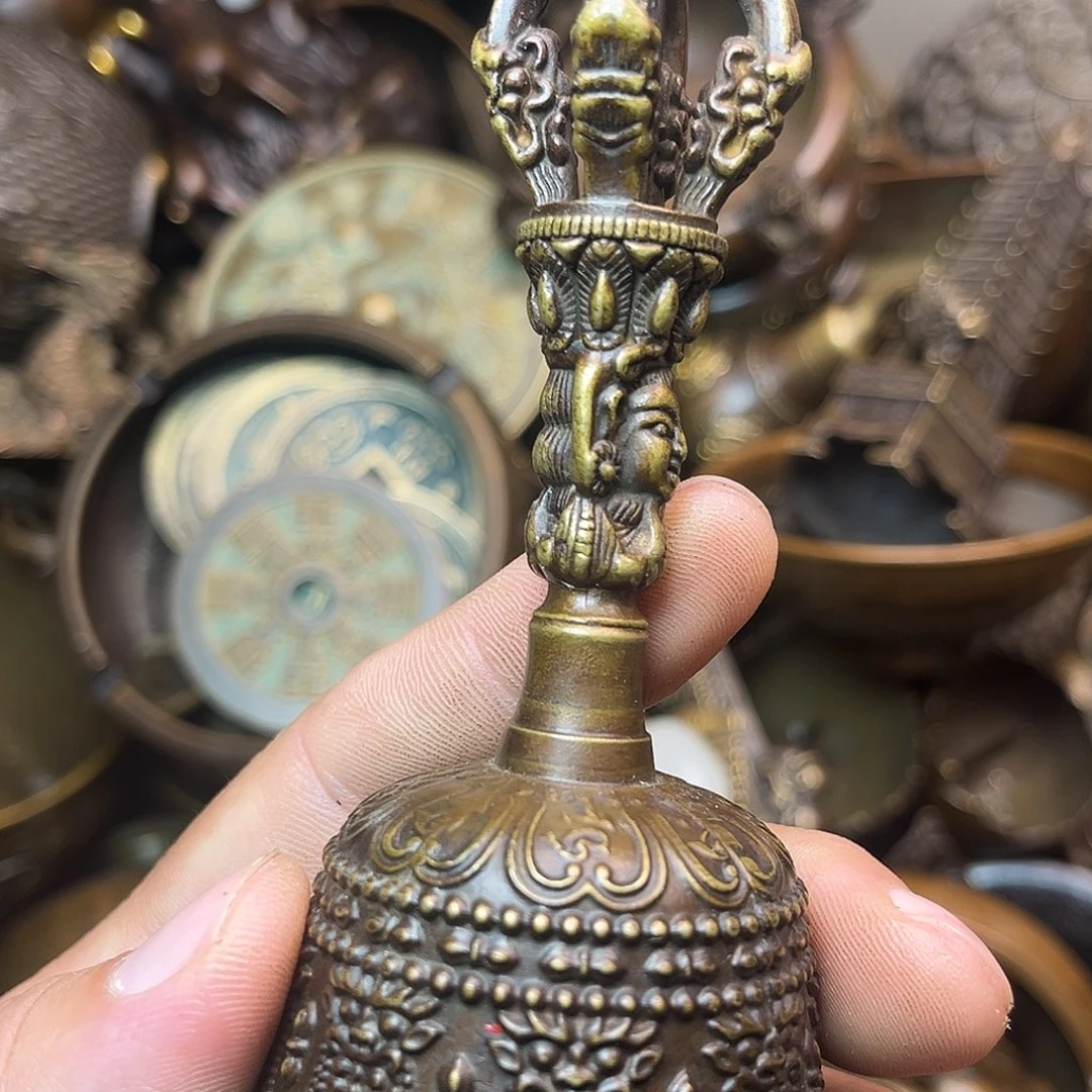 精美铜器工艺品等