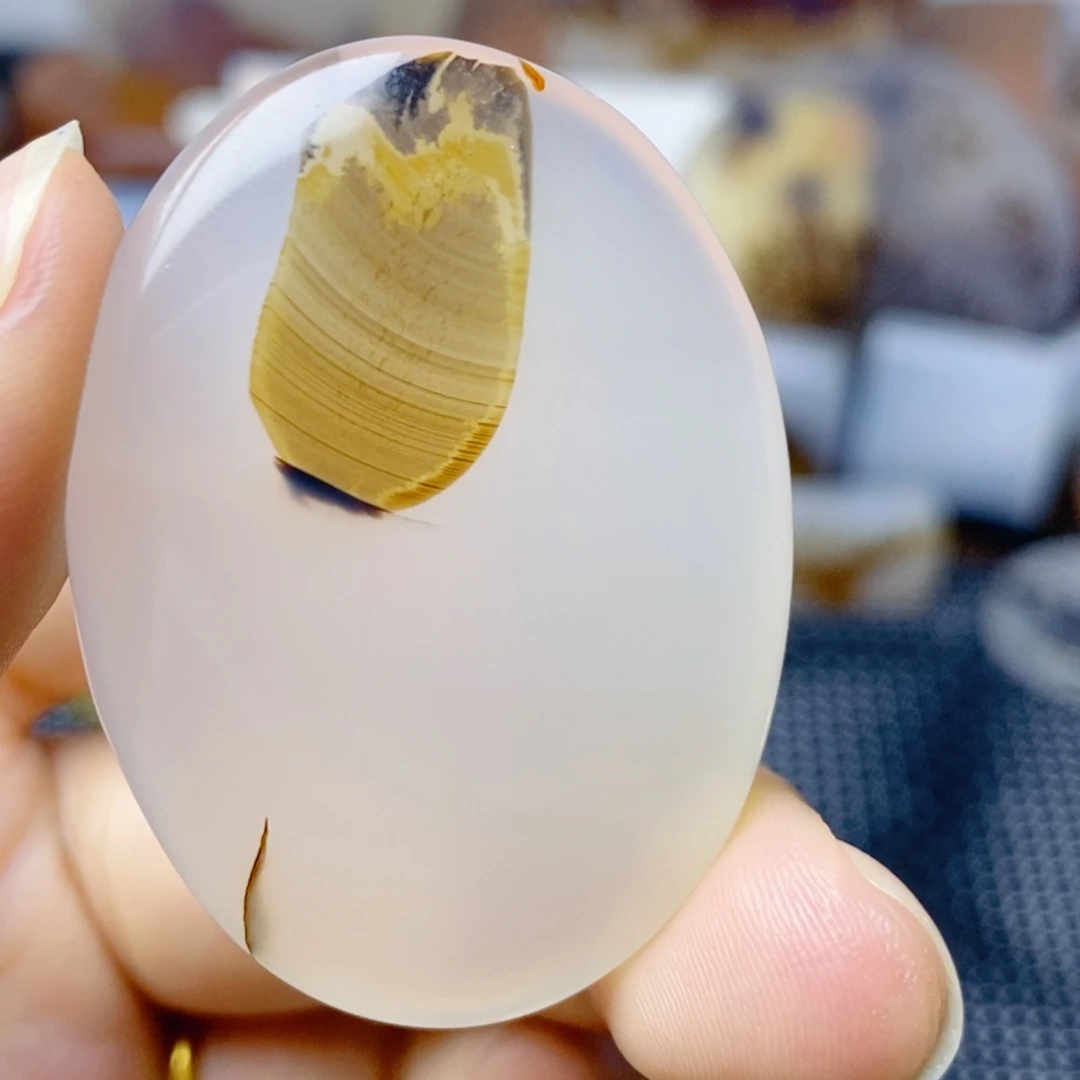 玛瑙/玉髓未镶嵌珠宝奇石