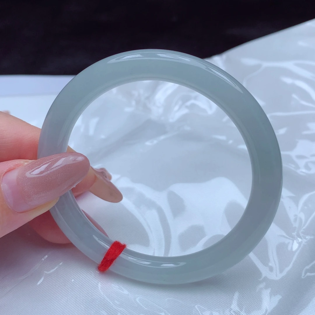 翡翠手镯未镶嵌手镯51