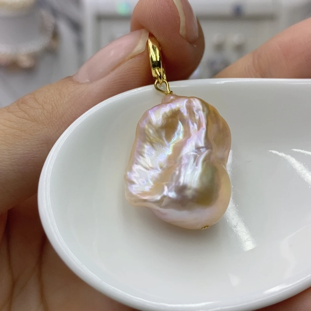 颈饰未镶嵌淡水珍珠
