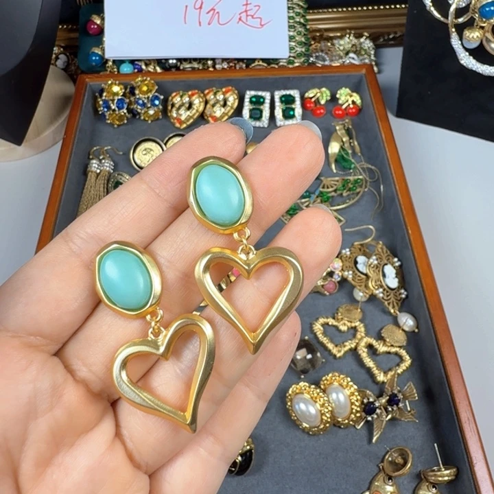 铜合金合金锆石耳环