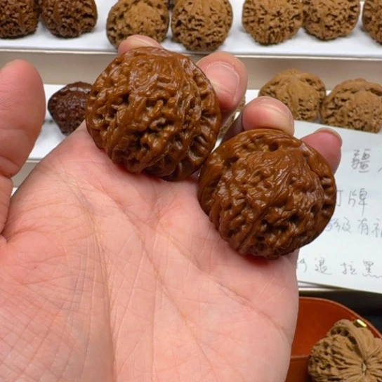 ****不吊坠文玩核桃白狮子