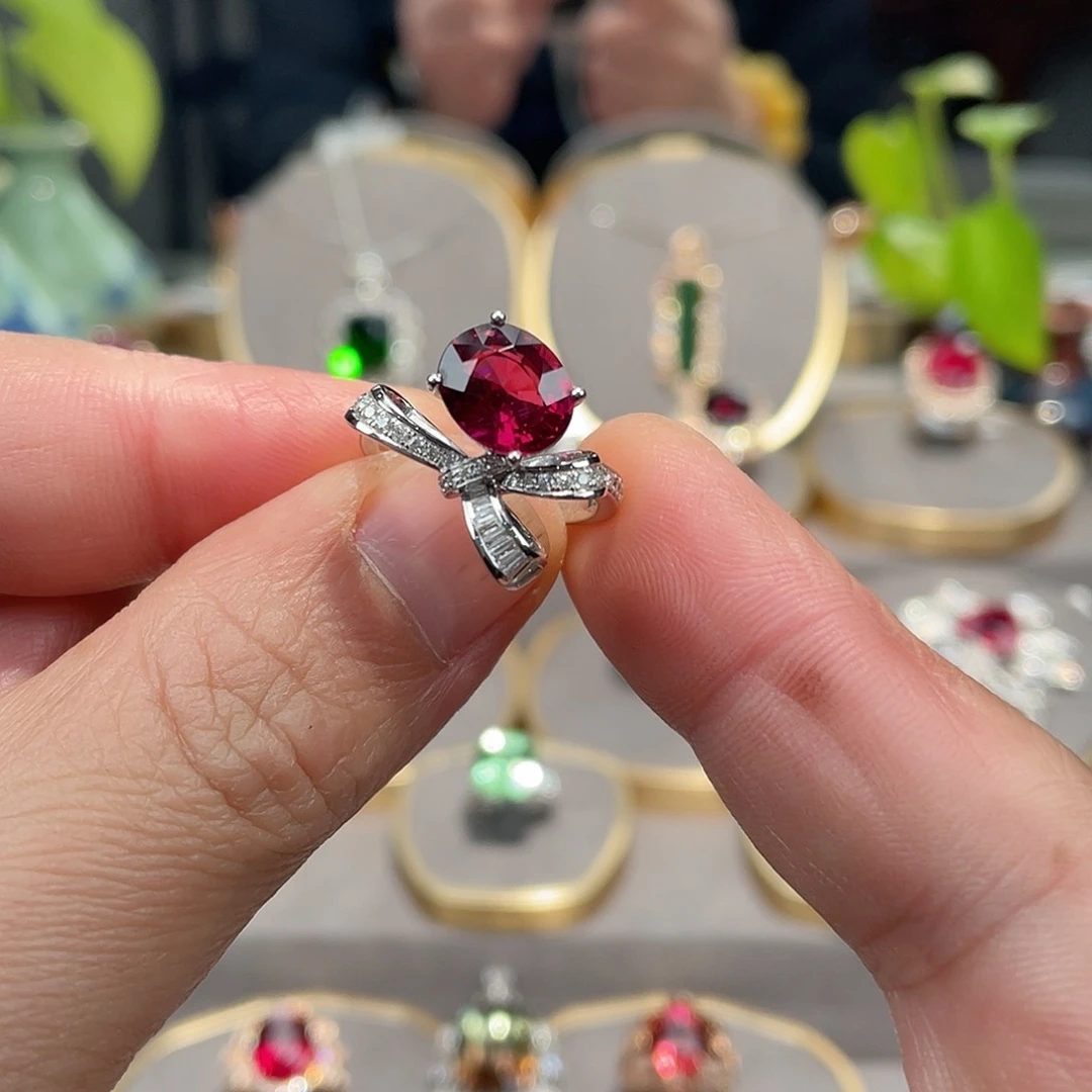 碧玺戒指18K金镶嵌2.93ct