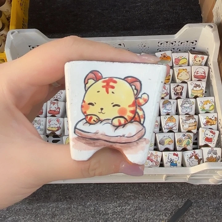 V***）23455678手绘花盆