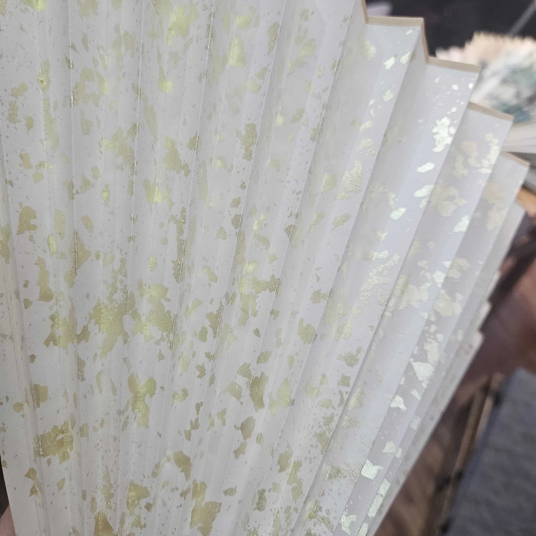 苏工扇面冷金爆洒扇面反面鱼子金