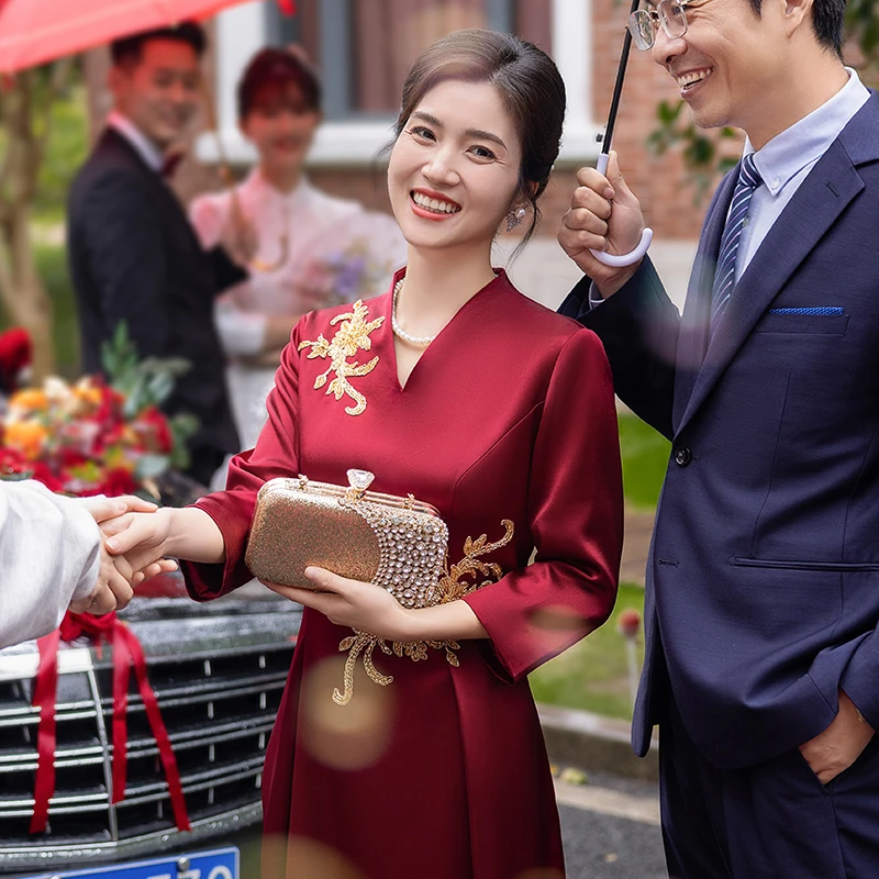 结婚订婚回门高端酒红色礼服连衣裙显瘦气质喜婆婆喜妈妈装701