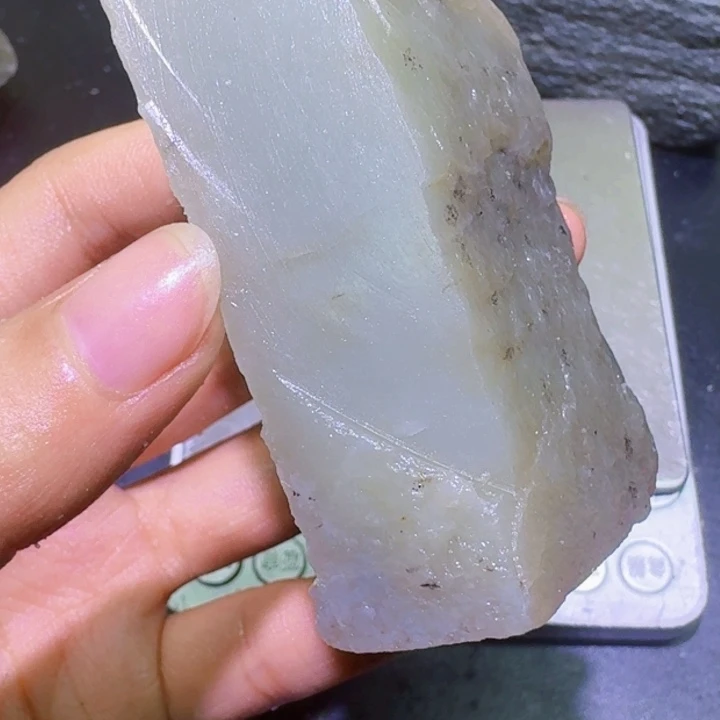 和田玉未镶嵌珠宝半成品