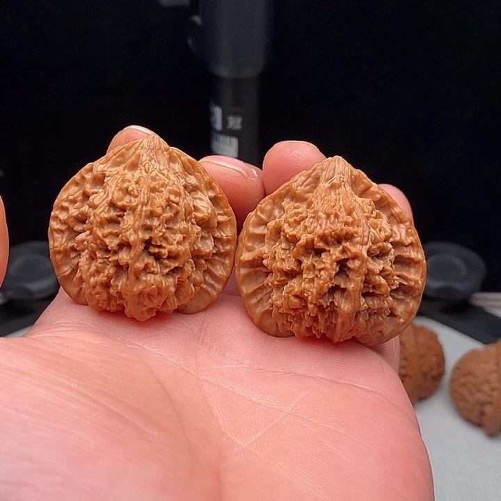 把件文玩核桃43尺满天星