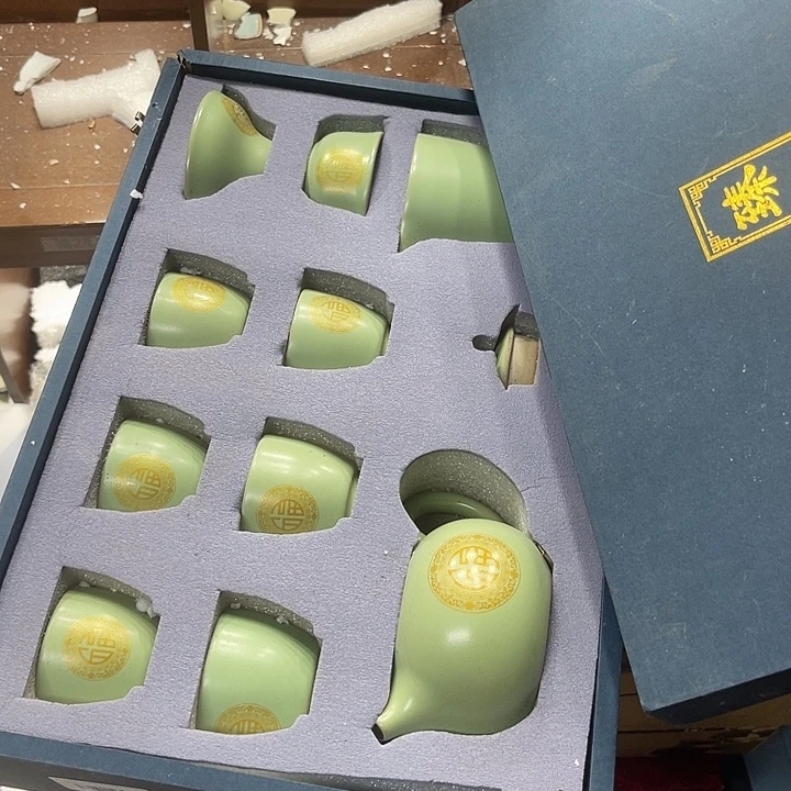 孤品茶具套装等。
