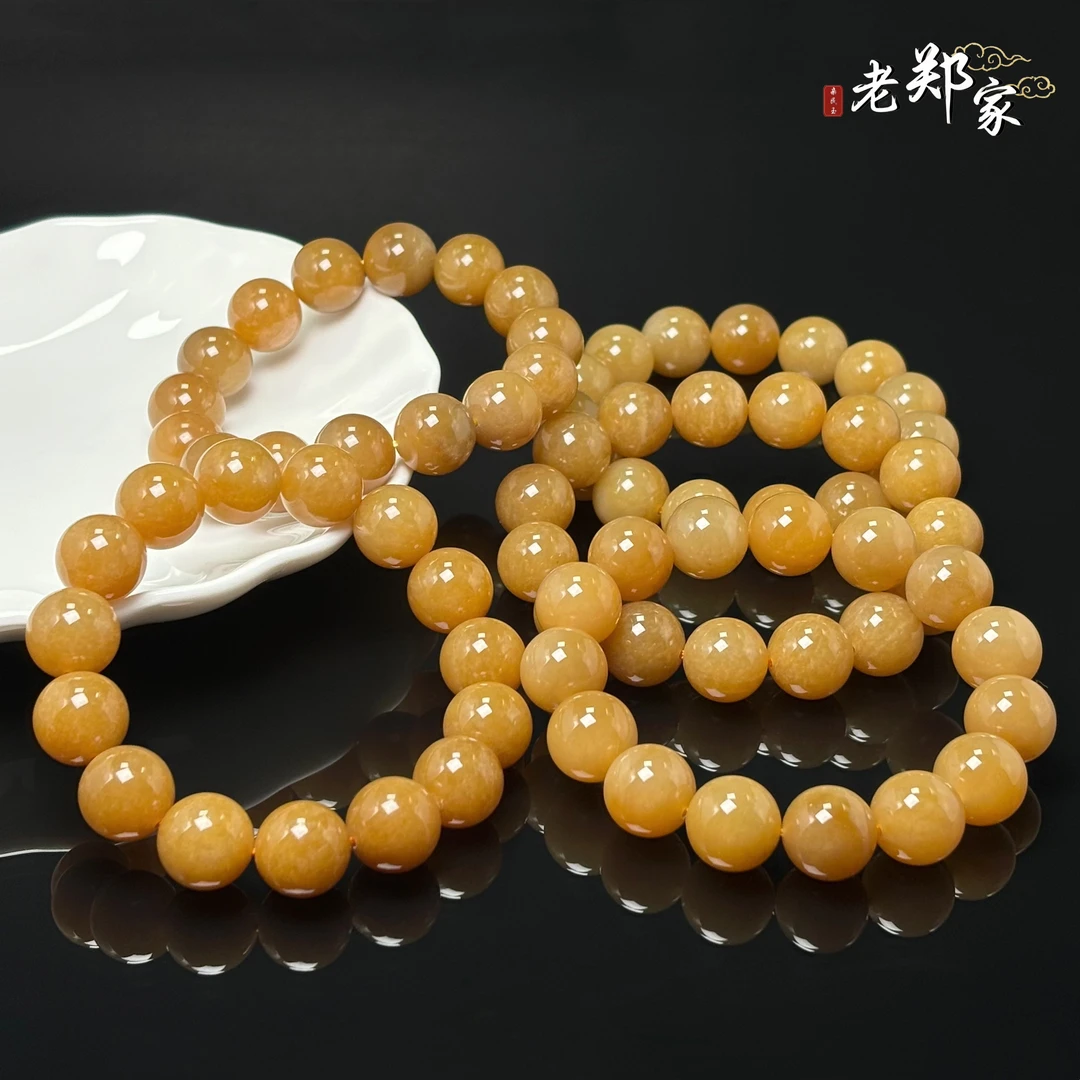 【老郑家】和田玉手串 2010 多样性发1件 约13mm+
