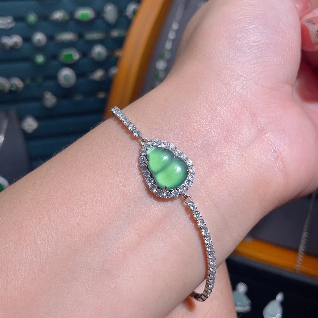 未镶嵌手链翡翠手链