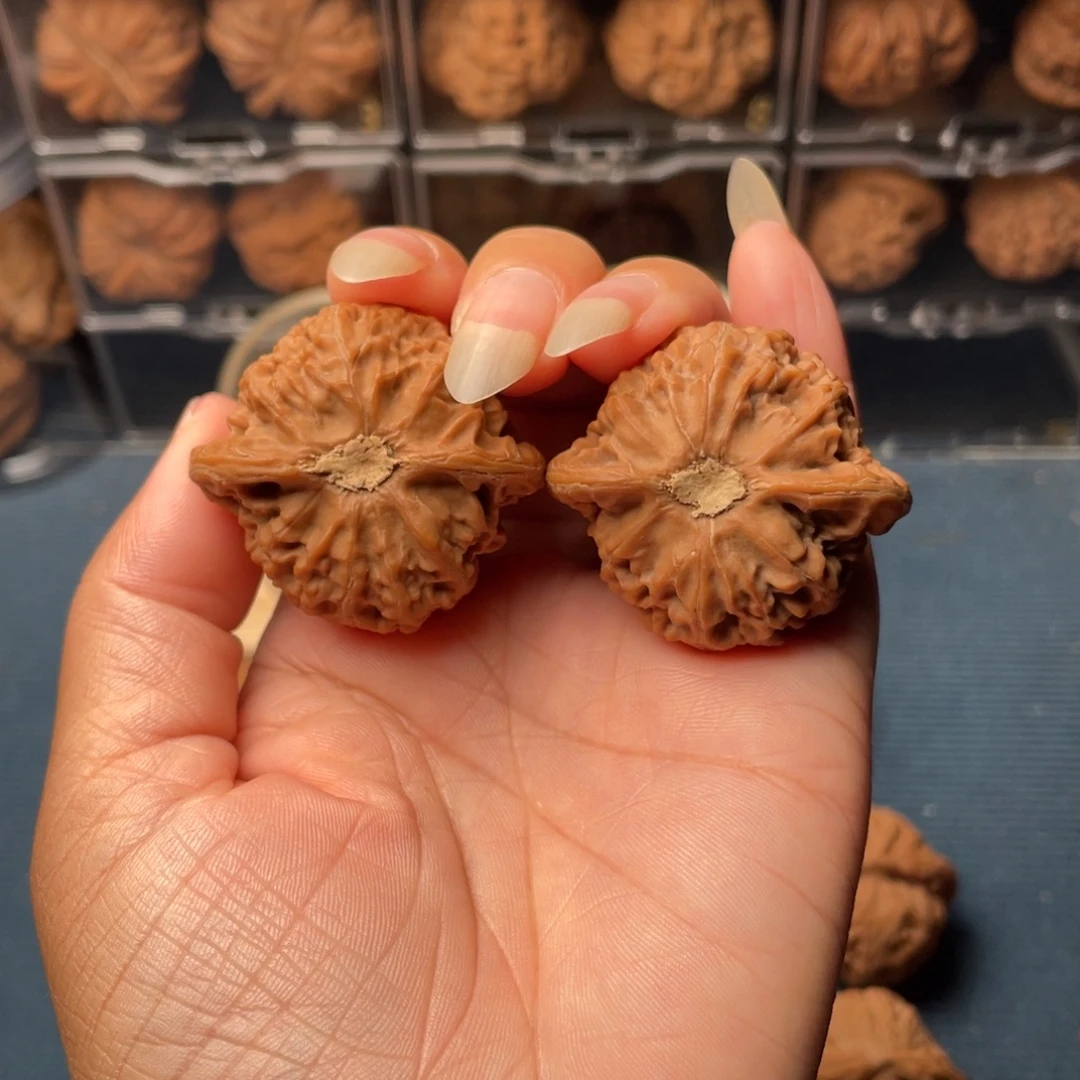 把件文玩核桃40宫灯