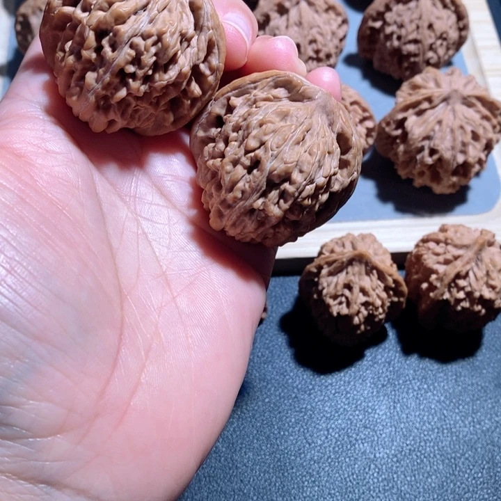 文玩核桃吊坠四座楼