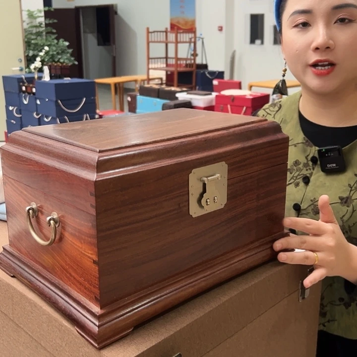 端景台紫檀木类工艺品首饰盒