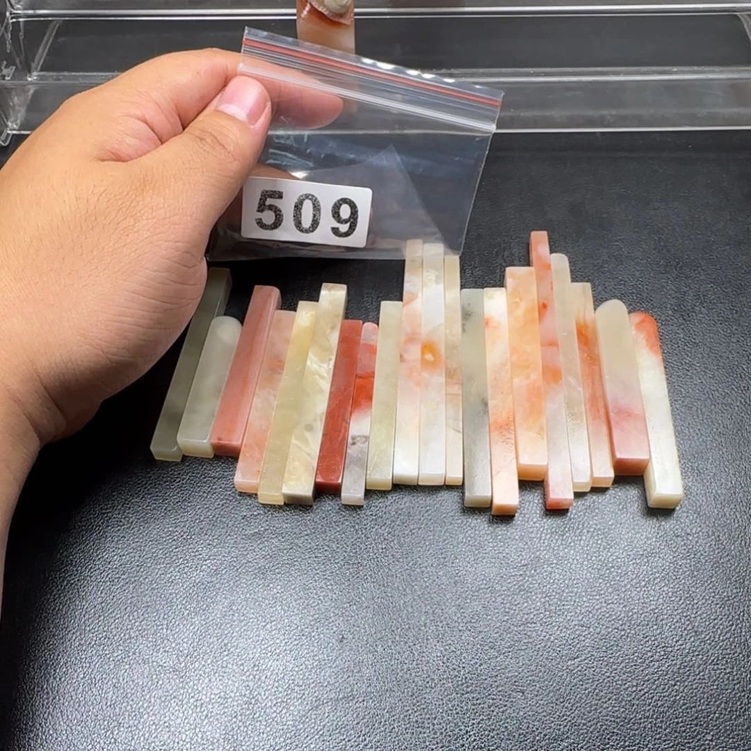 爱***~老挝石老挝