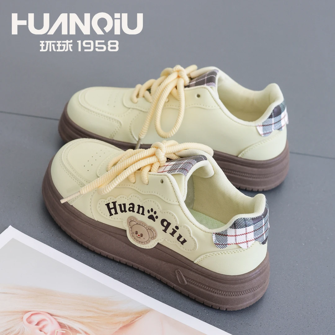 环球2025秋季新款百搭增高小熊板鞋舒适轻便厚底时尚休闲鞋女鞋