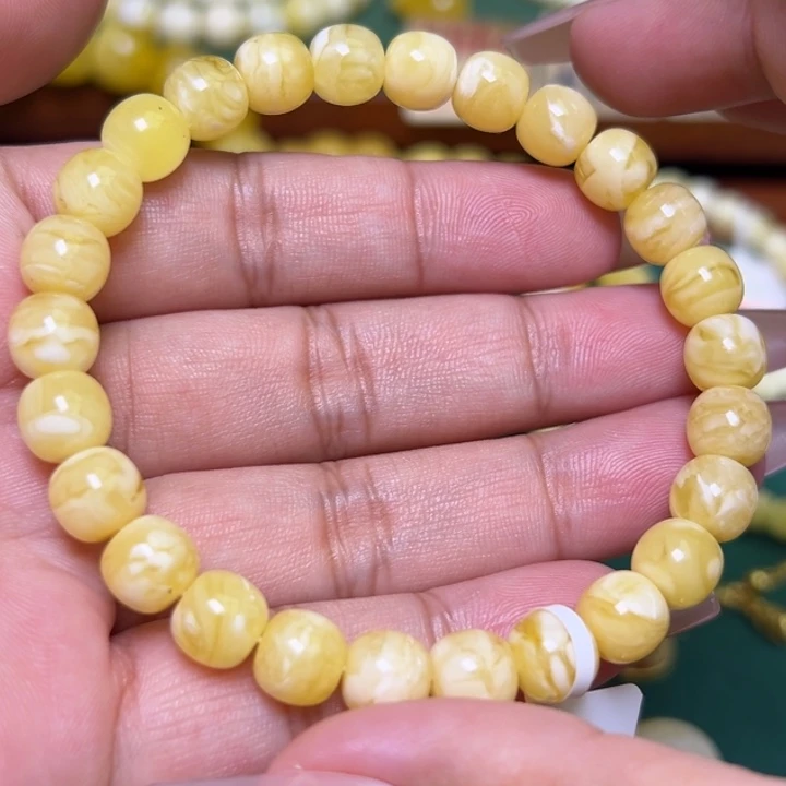 琥珀未镶嵌珠宝奇石8