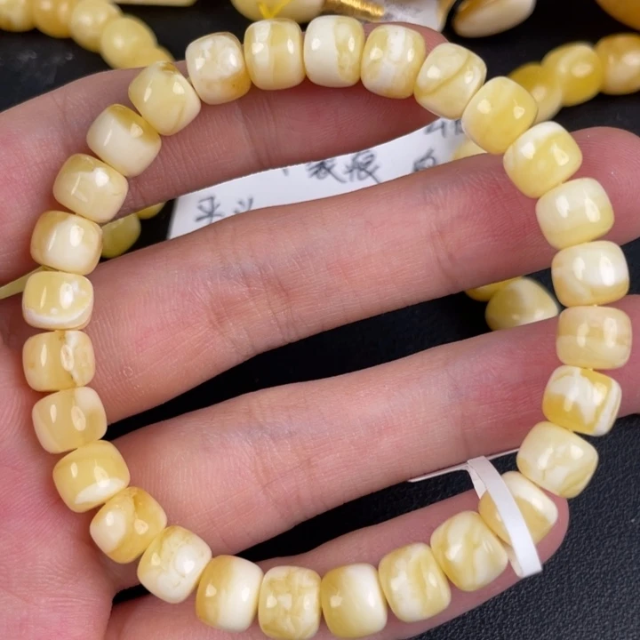 琥珀裸石未镶嵌天然71