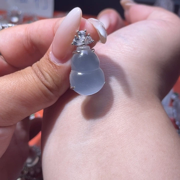 石英质玉银S925镶嵌颈饰