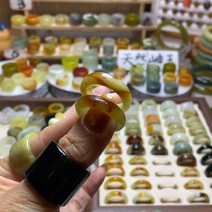 凌***志岫玉未镶嵌戒指岫玉精品指环