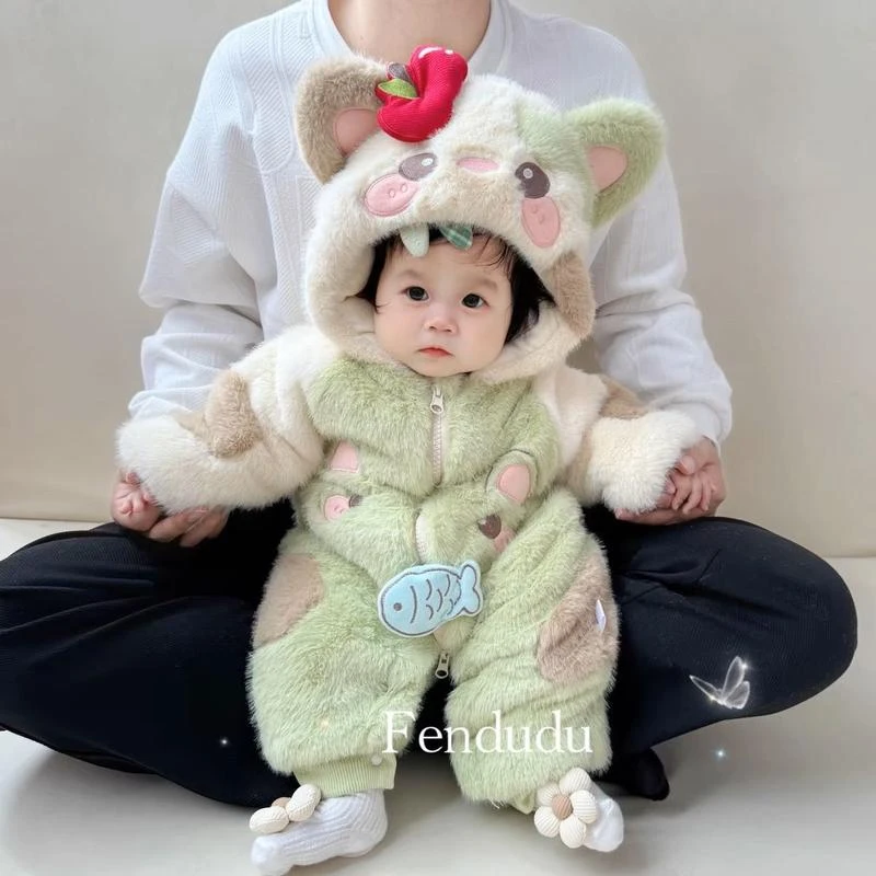 婴儿冬装加棉加厚连体衣服宝宝百岁超萌卡通保暖冬季外出爬服哈衣
