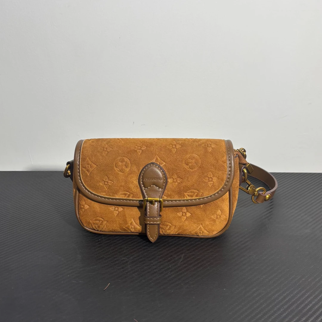 压花黄棕小法棍【8035黄棕】