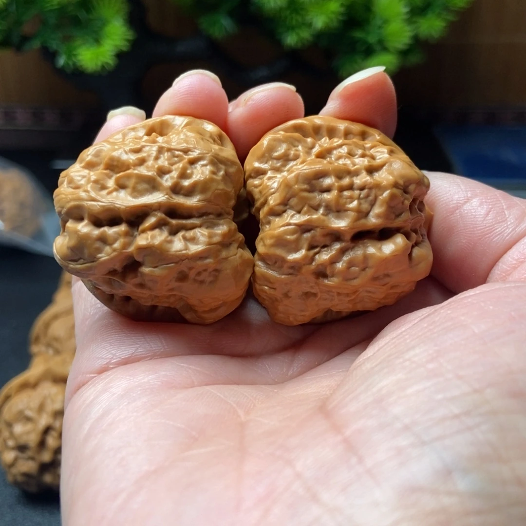 文玩核桃把件蛤蟆头36