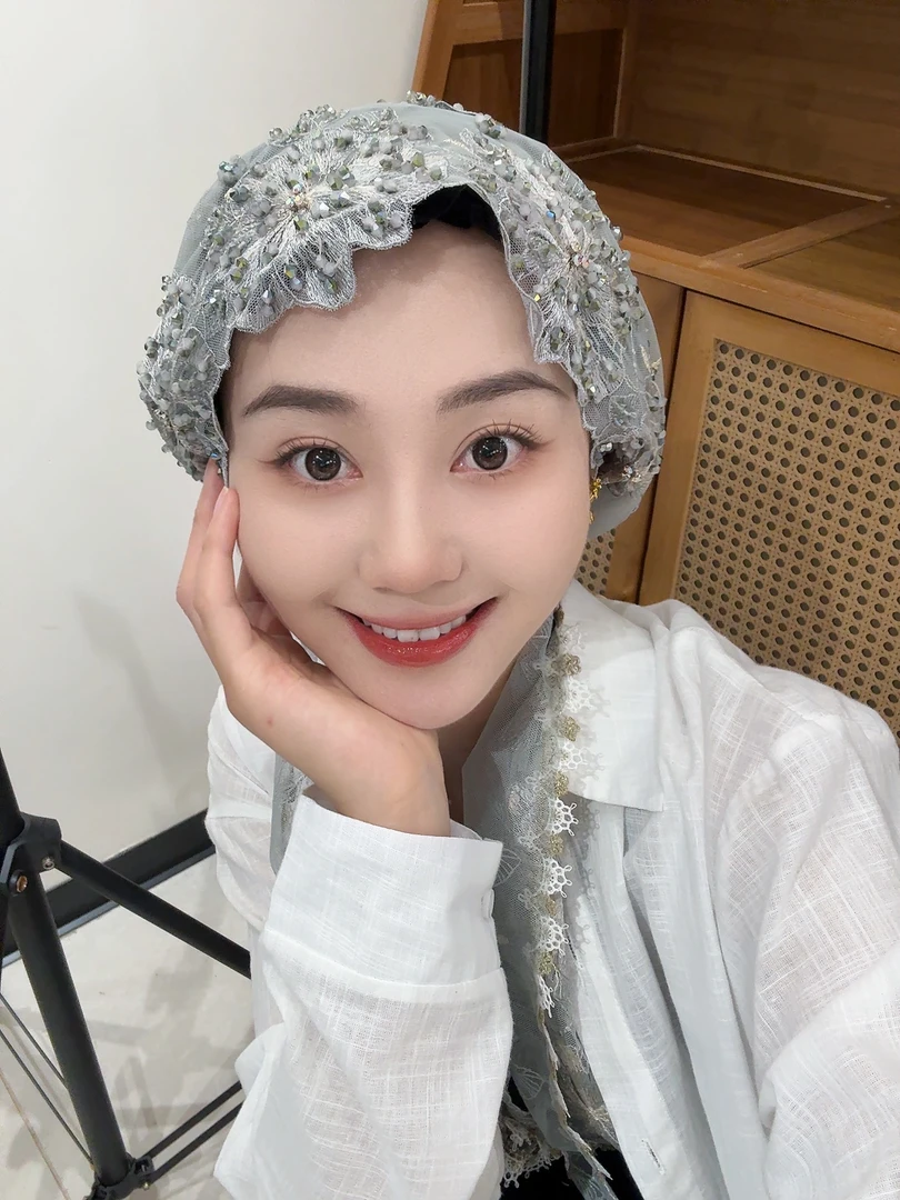 绿色重工披肩款帽