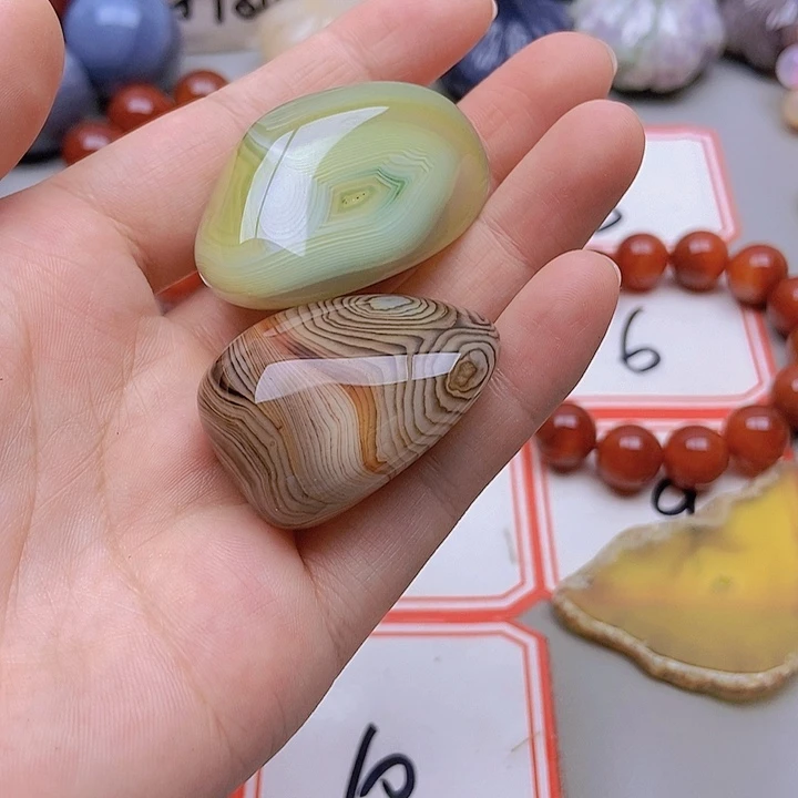 【闪购商品】玛瑙/玉髓未镶嵌珠宝半成品用****4