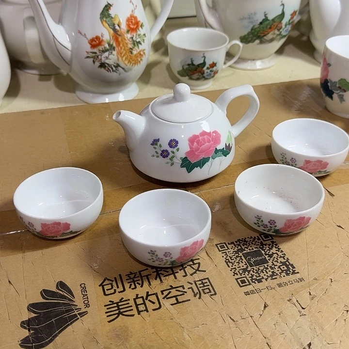 茶盏陶瓷盘子啥都有