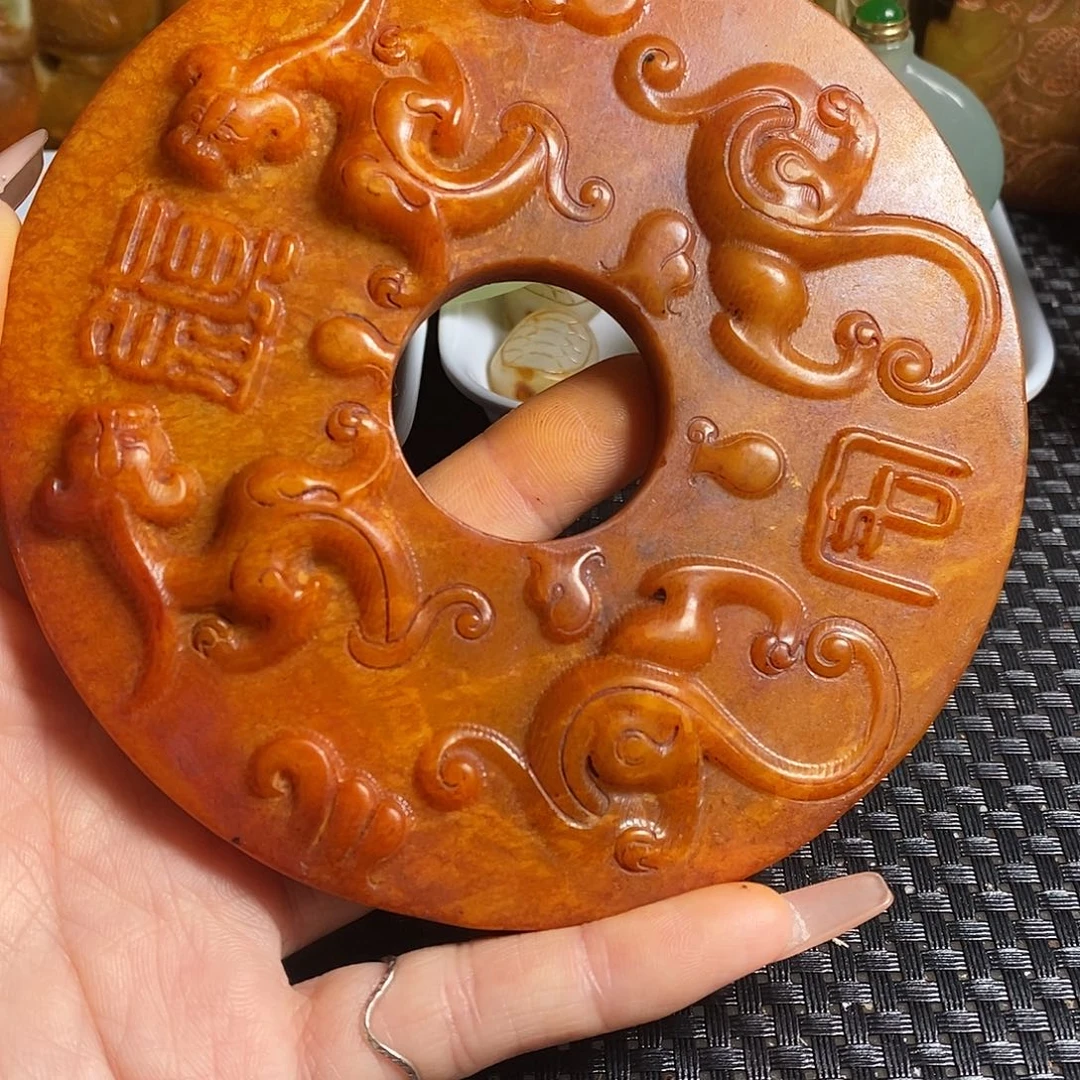 岫岩老玉（透闪石质玉）未镶嵌珠宝奇石